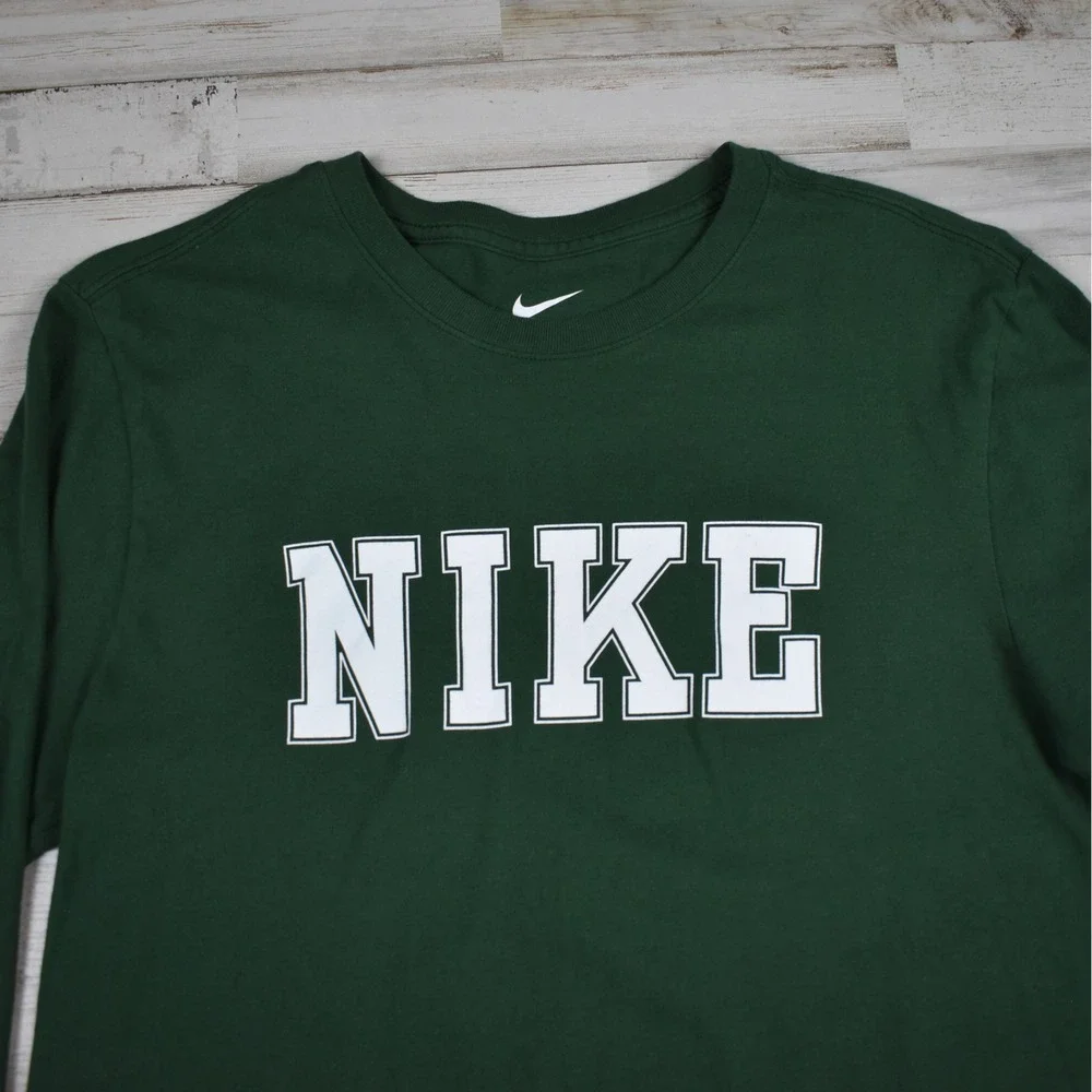 Nike Long Sleeve T Shirt Mens Medium Green Block Logo Graphic Athletic Gorpcore